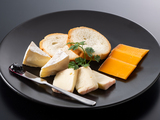 北海道産３種チーズの盛り合わせ